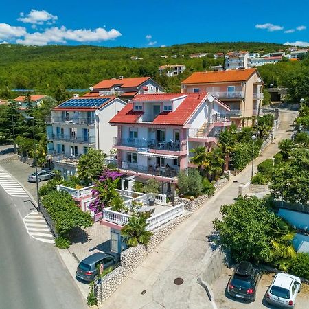 Apartments With A Parking Space Crikvenica - 5478 Luaran gambar