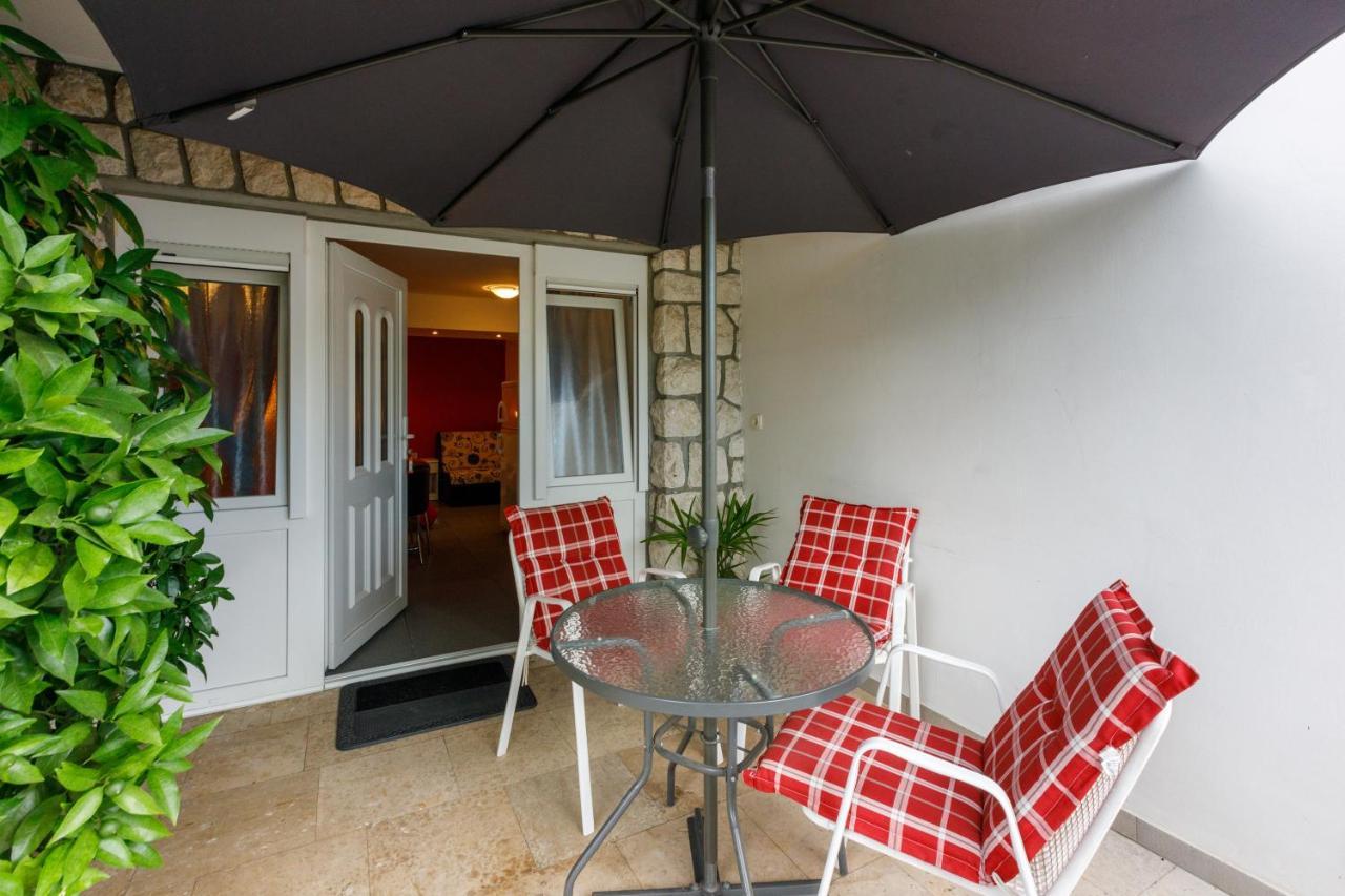 Apartments With A Parking Space Crikvenica - 5478 Luaran gambar