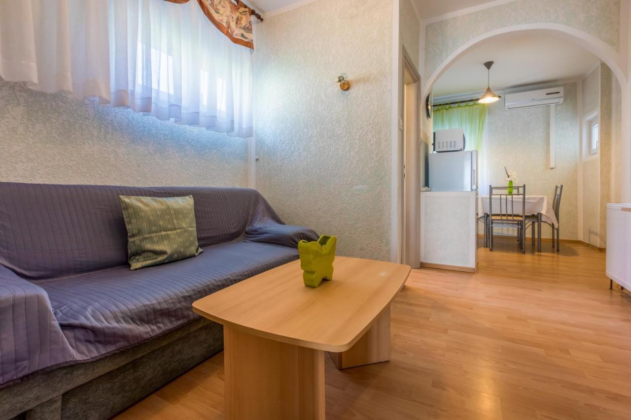 Apartments With A Parking Space Crikvenica - 5478 Luaran gambar