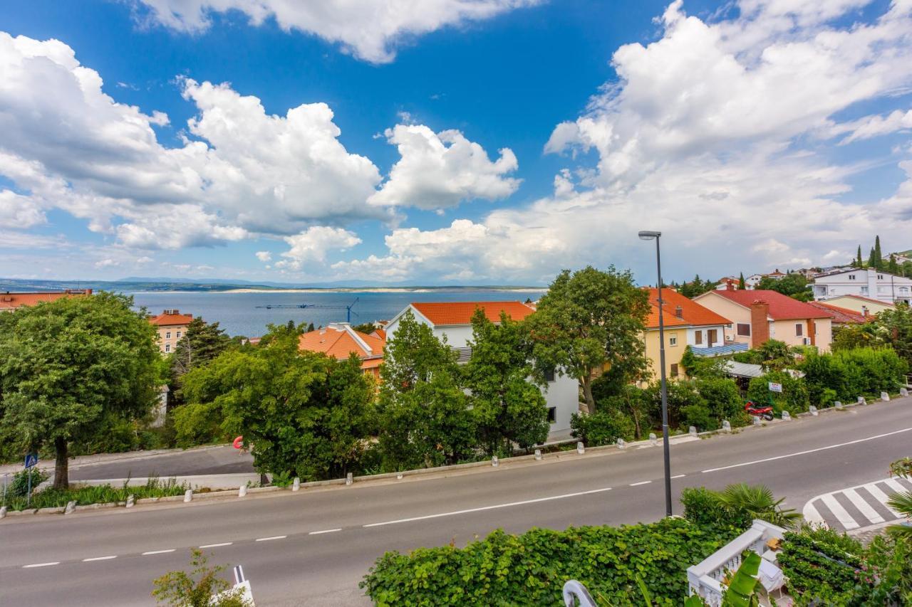 Apartments With A Parking Space Crikvenica - 5478 Luaran gambar
